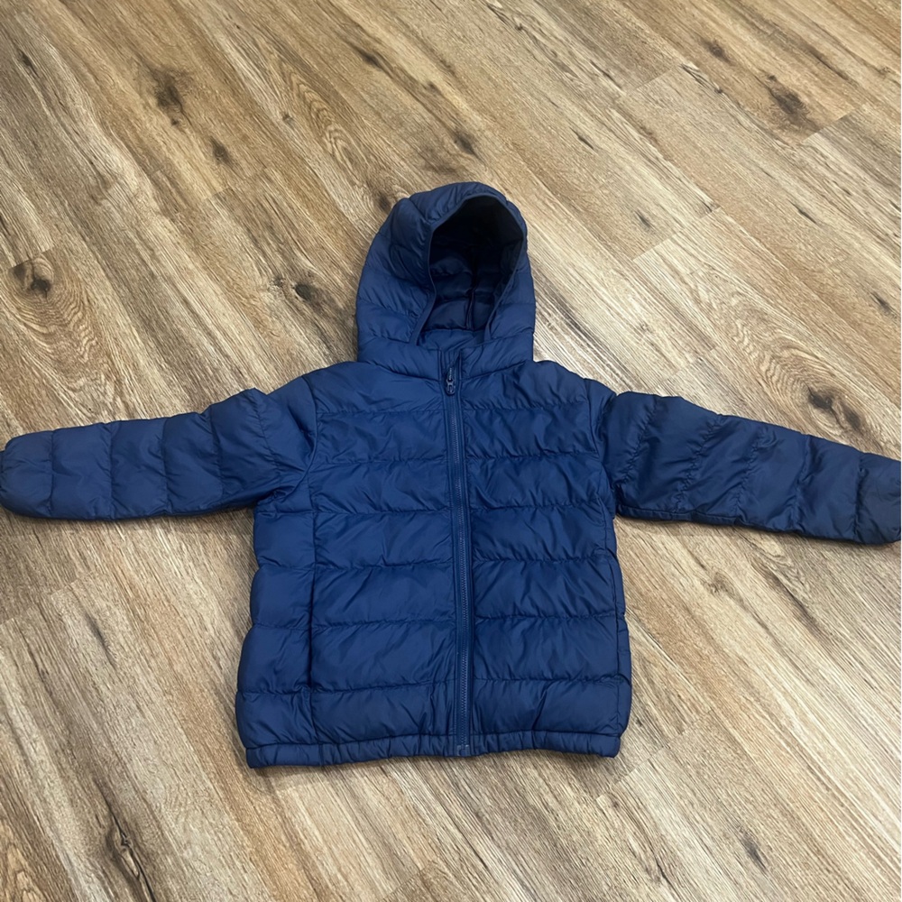 Kids Lightweight Down Jacket by Uniqlo
